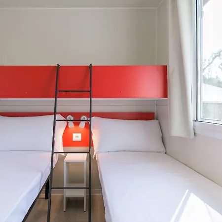 Camping Toscolano مكان تخييم 4*