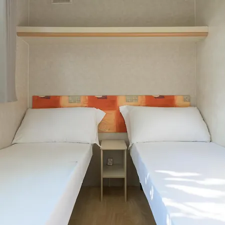Camping Toscolano مكان تخييم